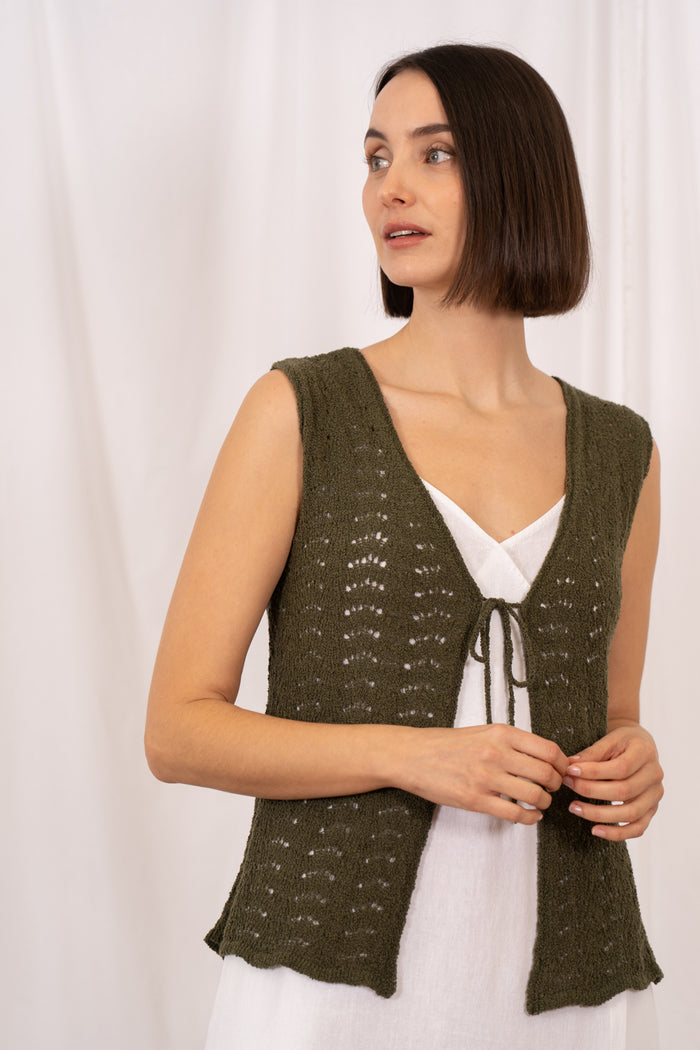 Chaleco tricot calados