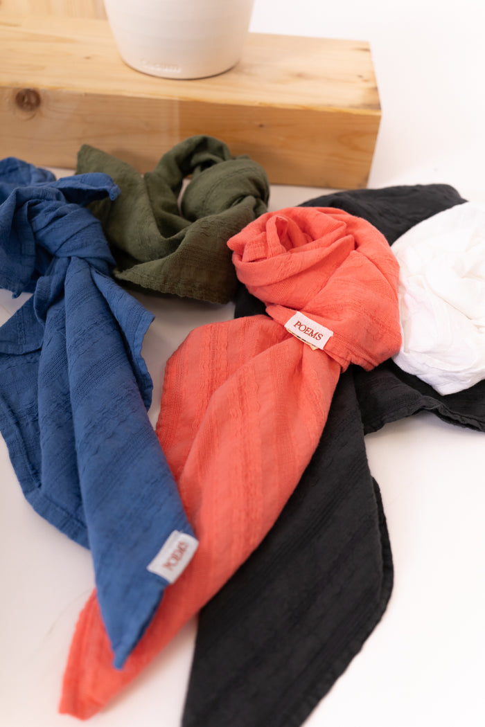 BODEGON COLORES BANDANA FASTEN