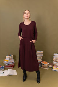 BLUSA ESCOTE PICO VOLANTE
