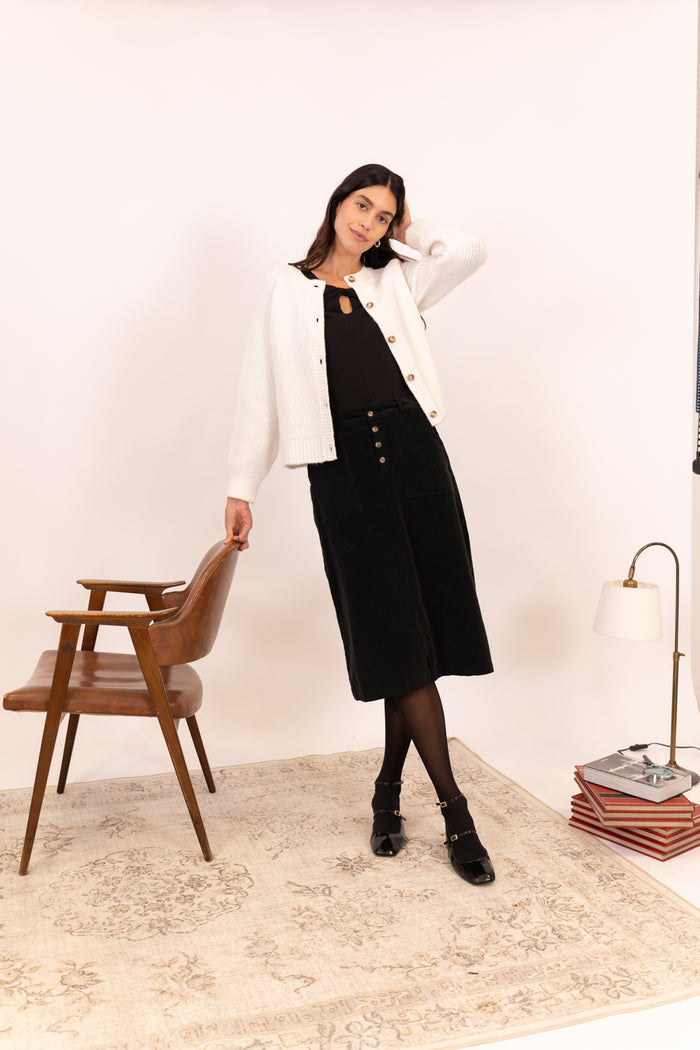 FALDA MIDI PANA BOTONES