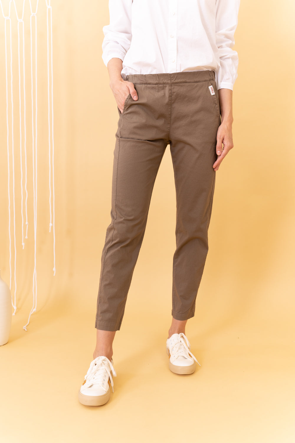 PANTALÓN SAGE ESTRECHO