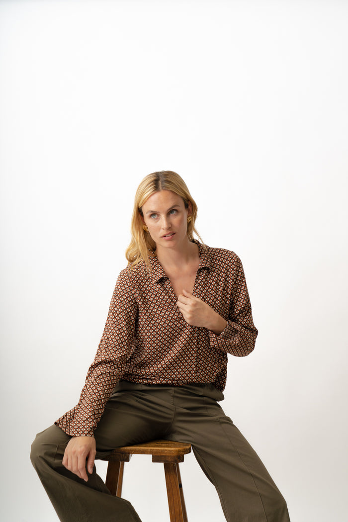 BLUSA ESTAMPADA METTLE