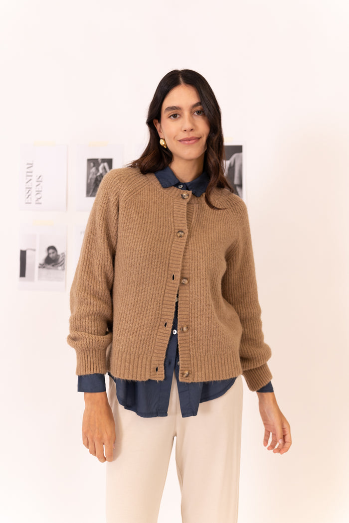 CARDIGAN TRICOT CUELLO REDONDO MANGAS ABULLONADAS
