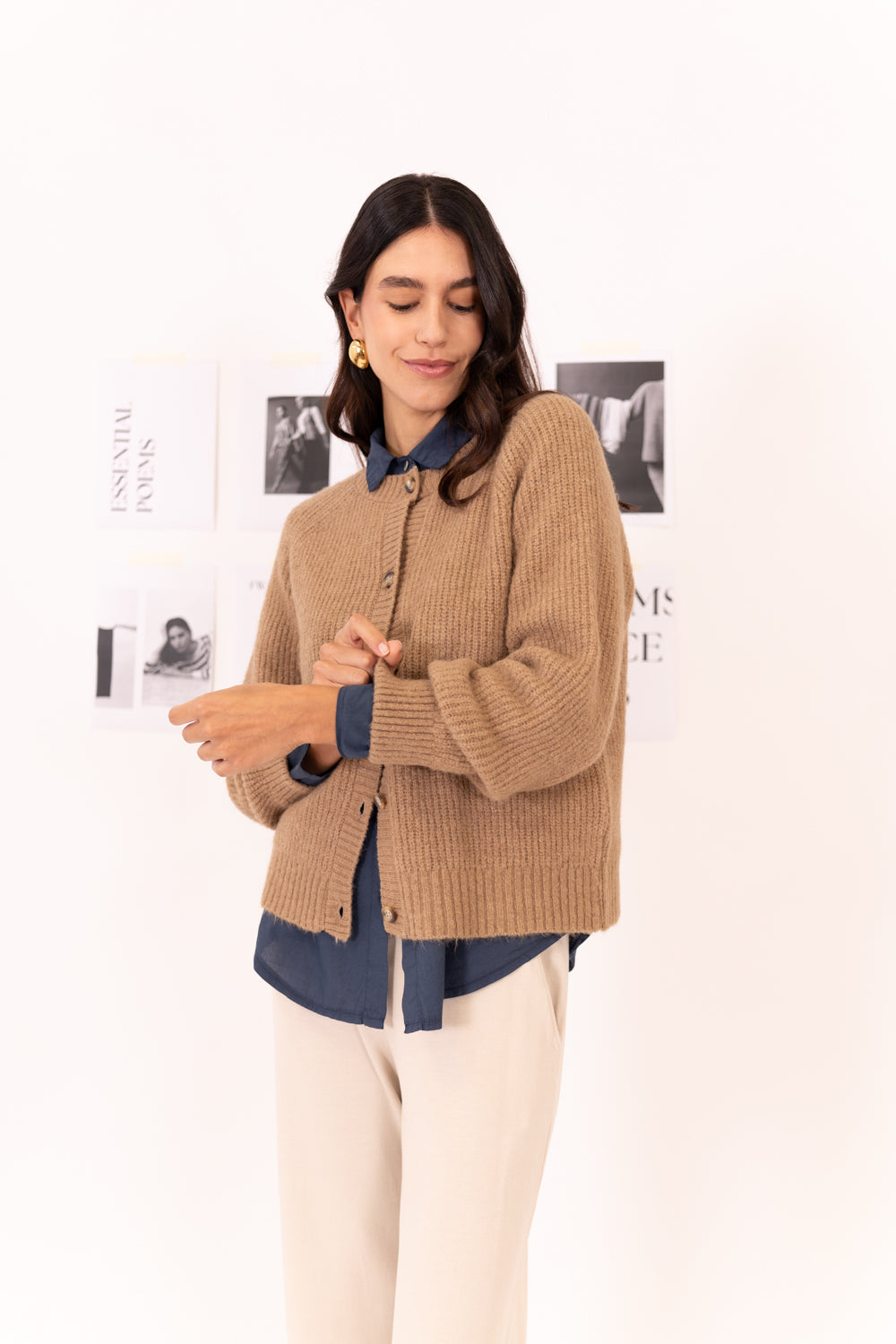 CARDIGAN TRICOT CUELLO REDONDO MANGAS ABULLONADAS