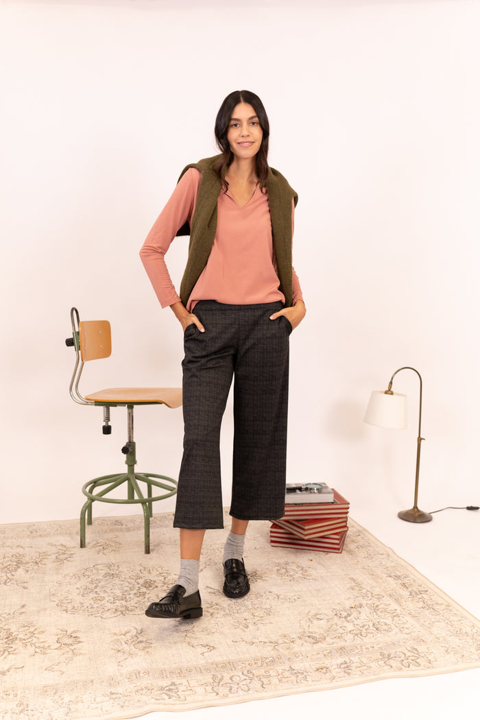 PANTALÓN CROPPED CUADROS