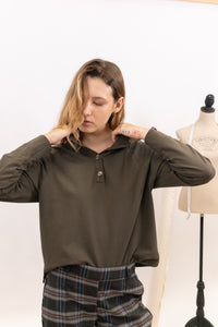 BUTTON SWEATSHIRT ONLY 