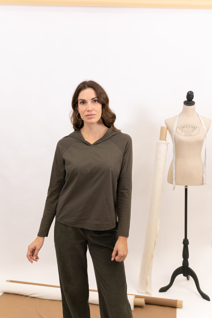 CAMISETA EARTH CAPUCHA