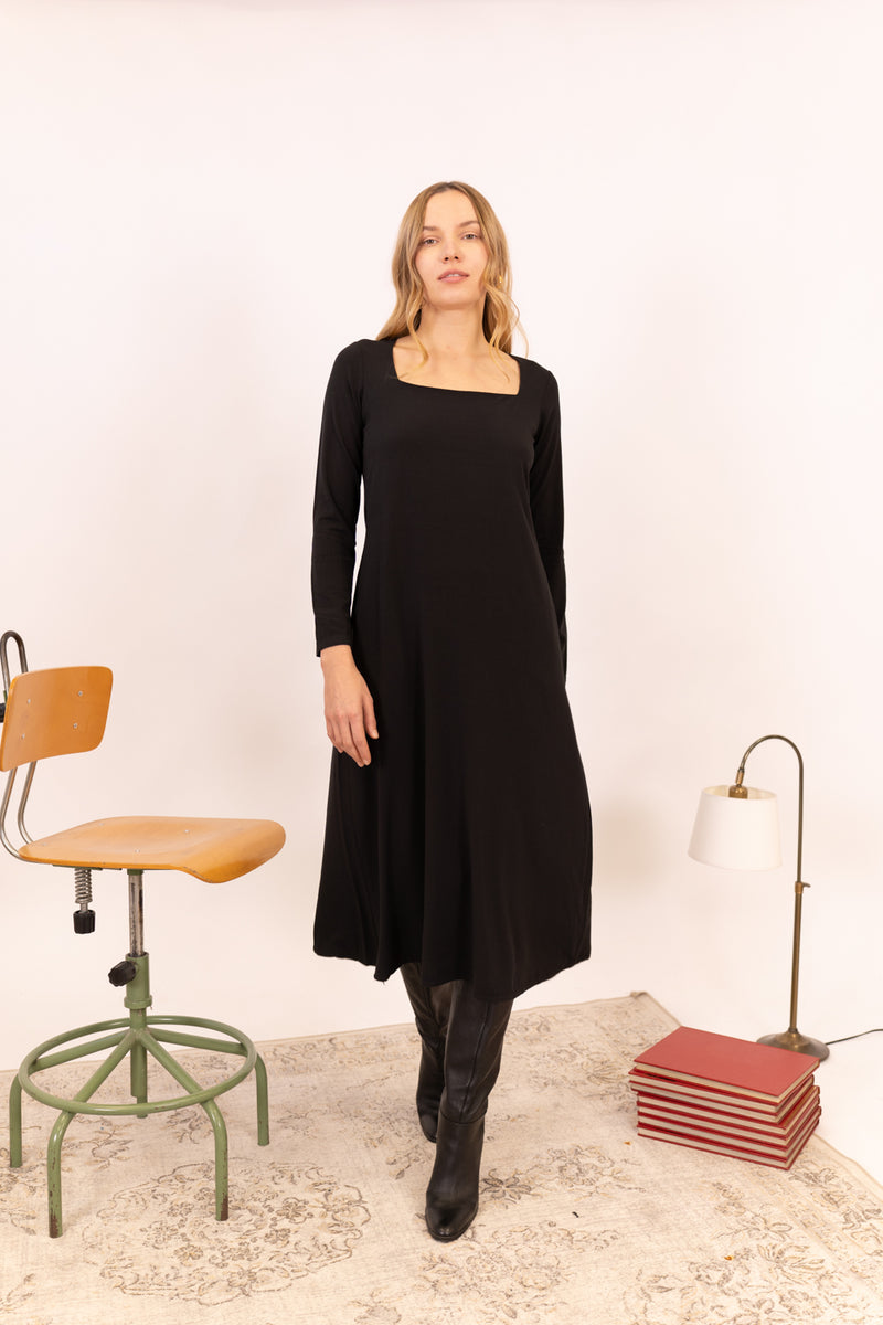 VESTIDO MIDI BOLSILLOS VISCOSA
